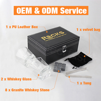 Nouveauté Boîte en cuir emballée Chilling Whisky Ice Cube Rack Stone Stone avec 2pcs Verres et Whisky Stone Granit Gift Set