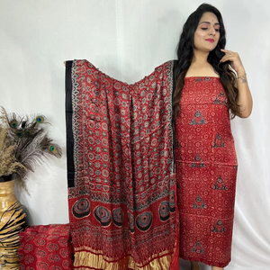 Pièces de costume pour femmes léger 100% tissu de soie modale organique Design indien traditionnel Ajrakh tissu imprimé bloc à la main - Product Image 1