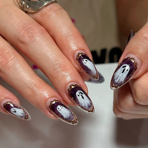 24 piezas <span class=keywords><strong>Halloween</strong></span> almendra francés <span class=keywords><strong>uñas</strong></span> postizas espejo negro fantasma diseño Artificial acrílico cubierta completa Prensa en <span class=keywords><strong>uñas</strong></span> extraíble - Product Image 1