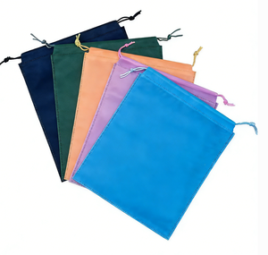 Sac à poussière en tissu non tissé réutilisable personnalisé avec cordon de serrage, housse de protection pour chaussures écologique, pochette de rangement en tissu non tissé, sac à cordon de serrage non tissé - Product Image 3