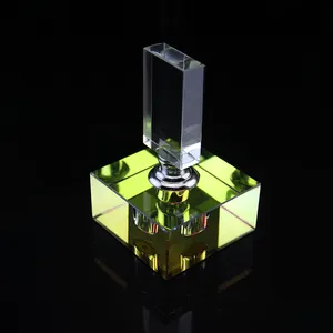 Fengming, оптовая продажа, роскошный высококачественный прозрачный кристаллический персонализированный пустой флакон для духов