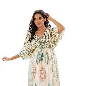 Vestido Midi de Encaje Floral Blanco Artesanal, Hecho a Mano en India, de Algodón, Fluido, Ecológico, para Fiestas - Product Image 1