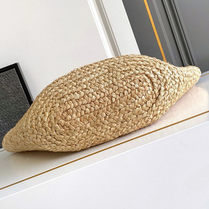 Sac fourre-tout de luxe en paille tressée pour femme, idéal pour les vacances à la plage - Product Image 4