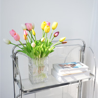 Bouquet de tulipes artificielles en gel de silicone à 5 tiges, nouées à la main, effet toucher réel, colorées, moulées par injection, aspect hydratant