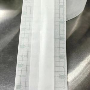 Vente directe d'usine de film PU imperméable avec noyau en coton et coton absorbant, rouleaux de PU découpables sur mesure, jetables - Product Image 3