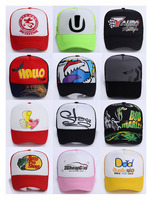 Casquette de baseball personnalisée en maille rouge, 5 panneaux, snapback plat, casquettes de camionneur en mousse