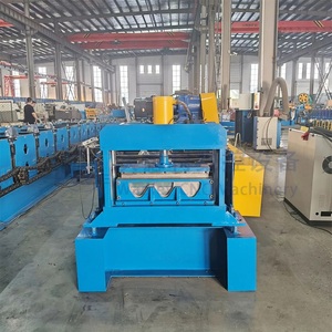 Machine de formage de tuiles à 2 ondes pour panneaux de clôture en W pour garde-corps de route, machine de profilage de rouleaux métalliques - Product Image 3