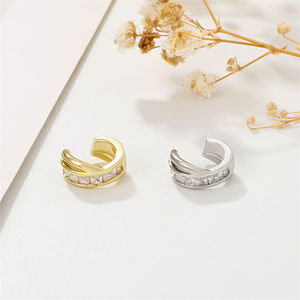 Retro Micro incrustaciones de circón Clips de <span class=keywords><strong>oreja</strong></span> <span class=keywords><strong>sin</strong></span> agujeros para los oídos delicados no perforados Cz Cuff pendientes para mujer - Product Image 4