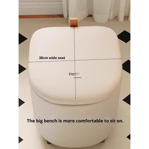 Sgabello da Trucco Girevole con Ruote Universali, Sedia Bassa Quadrata in PU, Stile Minimalista Italiano, per Camera da Letto e Arredamento Casa, con Contenitore per Cosmetici - Product Image 4