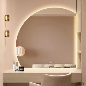 Modern ev dekor yarım ay yuvarlak şekil Led ışık akıllı ayna dokunmatik sensör anahtarı duvar banyo aynası - Product Image 4