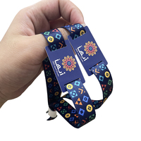 Bracelet en tissu personnalisé avec logo et couleur, à prix d'usine, avec fermeture sécurisée pour événements et festivals, comme outil de contrôle d'accès