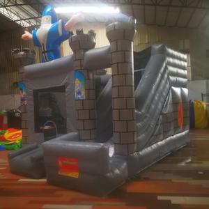 Château gonflable en PVC Wizza Combo pour le plaisir des sauts dans les parcs urbains et à usage commercial - Product Image 3