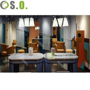 Design intérieur moderne de salle d'exposition pour salon de beauté Présentoir de produits de beauté le plus récent Disposition de décoration personnalisée - Product Image 3