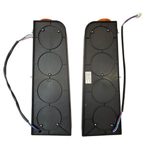 Luces Traseras LED Km08 24V 600x230mm para Automóvil, Reequipamiento, Luz de Freno de Alta Luminosidad, Par Izquierdo y Derecho - Product Image 1