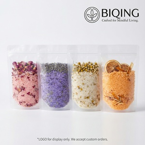 Exfoliante Corporal de Sal del Himalaya y del <span class=keywords><strong>Mar</strong></span> Muerto con Flores Secas, Sal de Baño, Productos de Spa, Exfoliante en Bomba de Baño, Marca Privada OEM Natural Gift - Product Image 1