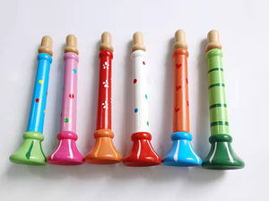 Flûtes en bois colorées en gros pour enfants : instrument de musique éducatif et ludique pour l'éveil musical, apportant joie et amusement - Product Image 3