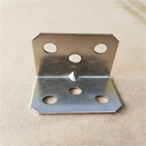 Connecteur d'angle Xiangtai à 6 trous en acier 3720 épaissi pour armoires, tables, chaises, portes, fenêtres - Product Image 2