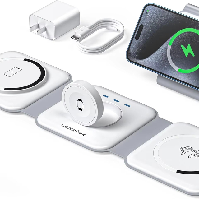 3 in 1 Foldable Magnetic Wireless Charger White Color Fireproof OTP OVP Portable Stand