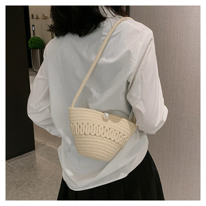 Sacs à bandoulière et bandoulière en paille tissés pour femmes de haute qualité avec sangle unique à motif de bonbons-Vente en gros - Product Image 6