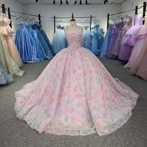 ชุดราตรีงาน Quinceanera รุ่น Dy6993 สีชมพูลายดอกไม้ แบบเกาะอก คอรูปหัวใจ ประดับกลิตเตอร์ กระโปรงบานระบายชายระบาย  พร้อมชายกระโปรงสั้นแบบ Train ยี่ห้อ Jancember - Product Image 2