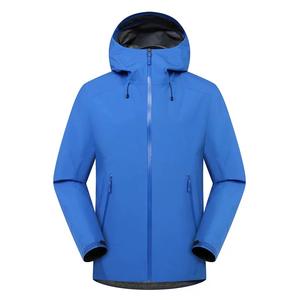 Herren Premium Softshell-Jacke mit Kapuze für Winterliche Outdoor-Aktivitäten - Langlebig und Bequem für Camping, Wandern und Bergsteigen - Product Image 4