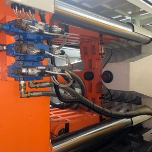 Machine de moulage sous pression à chambre froide d'occasion LK en aluminium, force de serrage 8000 <span class=keywords><strong>KN</strong></span>, 380V, facile à utiliser, course de 760 mm - Product Image 5