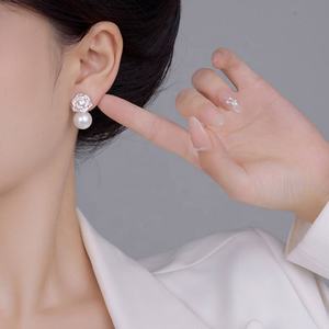 Women's Retro Style New Fashionable <b>Stud</b> Earrings Light Luxury Simple High-end Charm Camellia S925 <b>Silver</b> Needle Pearl Accents - Product Image 4