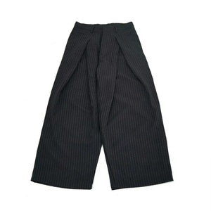 กางเกงขายส่งคุณภาพสูง ผ้าขนสัตว์ลายทาง ทรงสูท คลาสสิก แฟชั่น สบายๆ สีเทาเข้ม กางเกงพลีทลายทางสำหรับผู้ชาย - Product Image 6