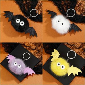 Llavero de silicona de murciélago de Halloween, colgante de peluche de monstruo para bolso, ideal para regalo de Navidad, venta al por mayor - Product Image 6