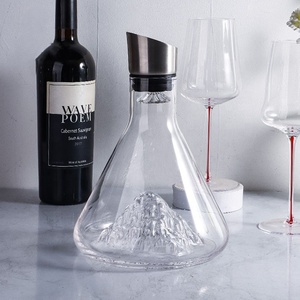 Décanteur à <span class=keywords><strong>vin</strong></span> <span class=keywords><strong>en</strong></span> <span class=keywords><strong>verre</strong></span> <span class=keywords><strong>de</strong></span> 1620 ml <span class=keywords><strong>en</strong></span> <span class=keywords><strong>forme</strong></span> <span class=keywords><strong>de</strong></span> sommet <span class=keywords><strong>de</strong></span> montagne, <span class=keywords><strong>a</strong></span>érateur <span class=keywords><strong>de</strong></span> 270 mm <span class=keywords><strong>de</strong></span> haut pour hôtels et cadeaux (vente <span class=keywords><strong>en</strong></span> gros) - Product Image 5