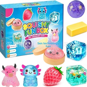 Lot de 8 jouets anti-stress en silicone en forme de bonbons, mignons et à rebond lent, pour les 7-14 ans - Product Image 1