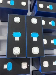 Batería Prismática de Fosfato de Hierro y Litio de 3.2V 280-314Ah MB31 MB56 18kWh 51.2V para Sistemas de Almacenamiento de Energía Residenciales y Comerciales - Product Image 4