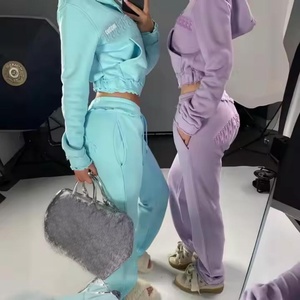 Conjunto Deportivo Personalizado para Mujer, Sudadera con Cierre y Diseño Desgastado, Pantalones Deportivos con Bordado, 100% Algodón Transpirable, 2 Piezas - Product Image 5