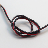 LED-Lautsprecher RVB Rot und Schwarz CCA Doppelkern-Weichkabel mit Mikrofon Lautsprecher-Stromkabel 2*2,0mm