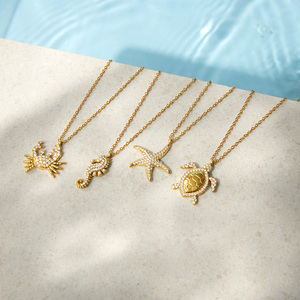 <span class=keywords><strong>Collana</strong></span> J&D Ocean Vacation Animal in acciaio inossidabile placcato oro 18K con strass, ciondolo estivo a forma di <span class=keywords><strong>stella</strong></span> <span class=keywords><strong>marina</strong></span>, granchio, tartaruga e cavalluccio marino - Product Image 3
