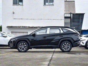 Para <span class=keywords><strong>Tucson</strong></span> <span class=keywords><strong>Tucson</strong></span> L 1.5T Edición Flagship SUV, Transmisión Automática, Techo Solar Panorámico, Imagen Panorámica de 360°, Volante a la Izquierda, Color Oscuro - Product Image 4