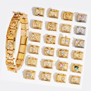 Bracciale a <span class=keywords><strong>Charm</strong></span> Italiani con Gemme Dorate in Acciaio Inossidabile, Leggero e Colorato a Forma di Cuore e Fiore - Product Image 1