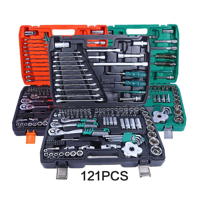 121 pièces