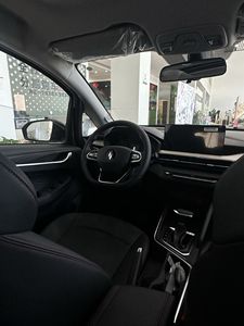 Livan X3 Pro 2025 Manuell Lifan Autos 2026 Automatik 1.5L 5MT Kleines SUV Chinesische Autos Neu 2025 Geely GX3 Pro für Zuhause Livan X3 Pro - Product Image 6