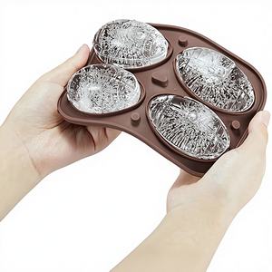 Molde de Hielo Divertido con Forma de Balón de Fútbol, Baloncesto y Rugby <span class=keywords><strong>para</strong></span> Bebidas, Cócteles, Enfriador de Alimentos, Bandeja de Cubitos de Hielo de Silicona de Grado Alimenticio - Product Image 5