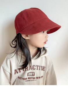 หมวกเบสบอลเด็กแบบสปอร์ตสไตล์สตรีท ปักลายด้วยมือ ระบายอากาศได้ดี กันน้ำ ผ้าฝ้าย 100% หมวกปีกโค้งสำหรับฤดูร้อน - Product Image 2