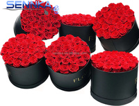 Rose éternelle fabuleuse dans des boîtes en cuir de luxe pour la fête des mères, roses éternelles, fleurs éternelles, boîte à fleurs éternelle