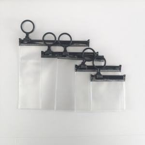 Le matériau PVC/EVA peut être personnalisé pour les petits emballages, les sacs d'emballage pour bijoux peuvent être personnalisés avec des motifs et des logos. - Product Image 6