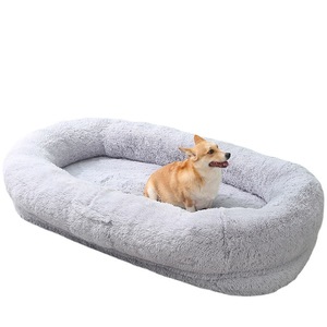 Grand lit ovale pour animaux de compagnie en fausse fourrure, lit chaud d'hiver pour chien, tapis de couchage et de détente amovible et lavable pour chiens - Product Image 5