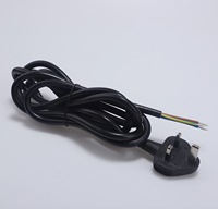 Cable de Extensión de Corriente Alterna para Computadora con Enchufe de 3 Pines y Extremo Abierto, Estándar Británico BS IP11, Unidireccional, 16/3, Blanco y Negro