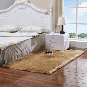 Tapis en peluche rectangulaire blanc et gris clair en fausse laine, lavable en machine, pour chambre à coucher et salon - Product Image 3