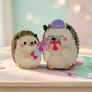 Carte pop-up 3D personnalisée faite à la main, motif famille de hérissons, artisanat en papier, best-seller du Vietnam, pour la Saint-Valentin, la fête des mères, ou comme carte de vœux florale. - Product Image 3