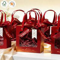 Sacs cadeaux rouges de luxe ODM OEM avec fermeture rouge, poignées en ruban, impression numérique pour mariages, fêtes prénuptiales, baby showers