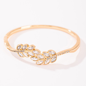 Bracelets tendance pour femme 2026 en laiton plaqué or rhodié style hip-hop de Dubaï, ornés de zircons étincelants - Product Image 5