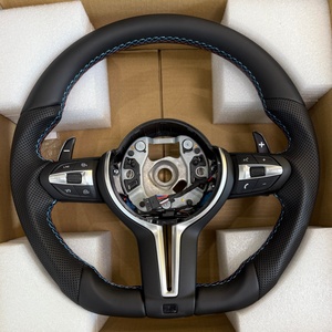 Volante Sportivo Personalizzato Argento e Nero per <span class=keywords><strong>BMW</strong></span> E70 <span class=keywords><strong>E87</strong></span> E90 F15 <span class=keywords><strong>F20</strong></span> F30 F32 E92 E82 M3 M5 X6 M340i - Product Image 1